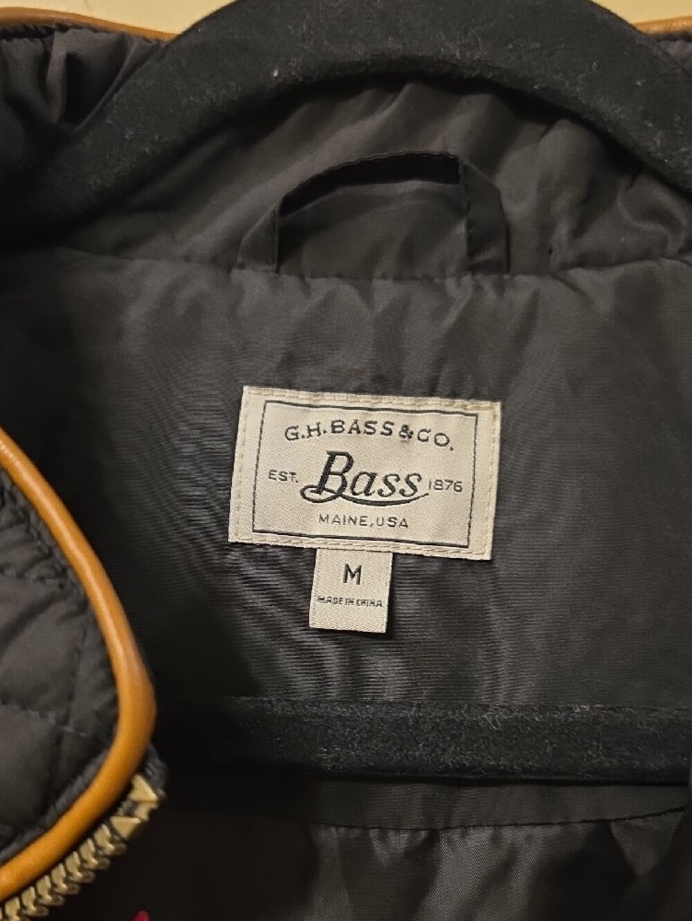NWOT G.H. Bass quilted Puffer Vest - Picture 2 of 3